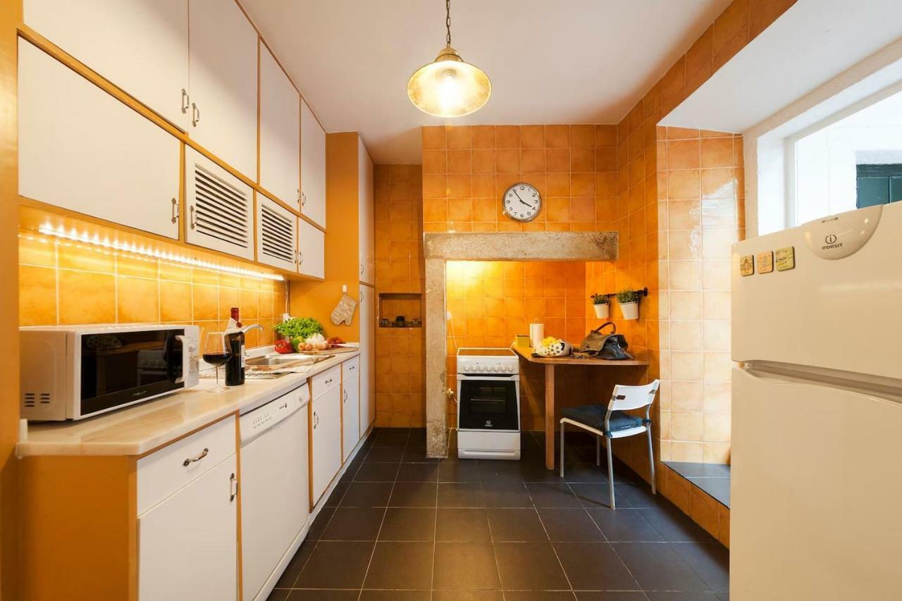 Quiet 2 Bedroom Apartment With Private Patio Next To Avenida Da Liberdade Lisboa Exterior foto