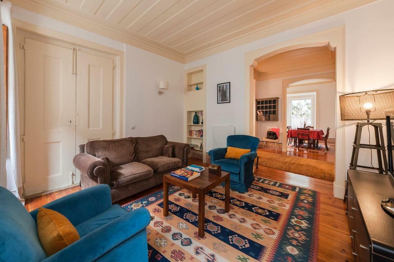 Quiet 2 Bedroom Apartment With Private Patio Next To Avenida Da Liberdade Lisboa Exterior foto